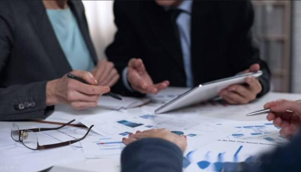 Site Measurement + Market Research